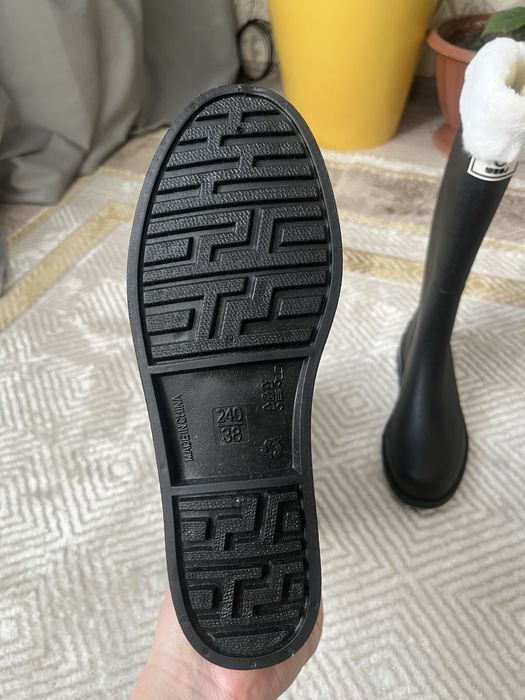 Резиновые сапоги