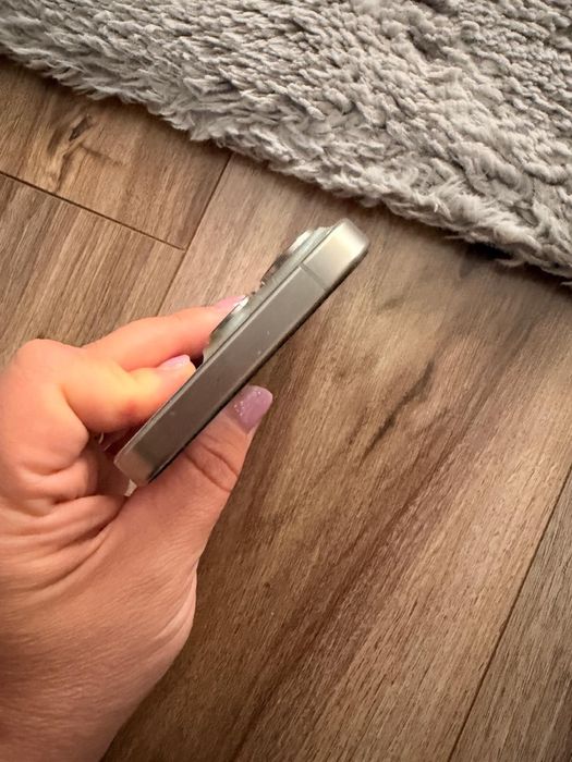 Iphone 15 pro 128 gb
