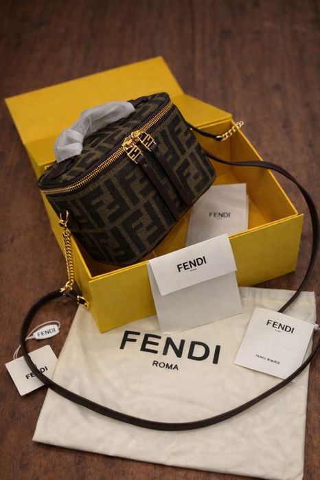 Geanta FENDI din piele