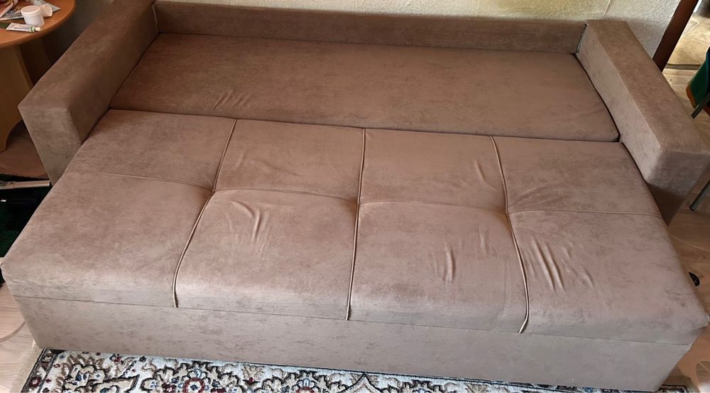Диван новый , коричневый