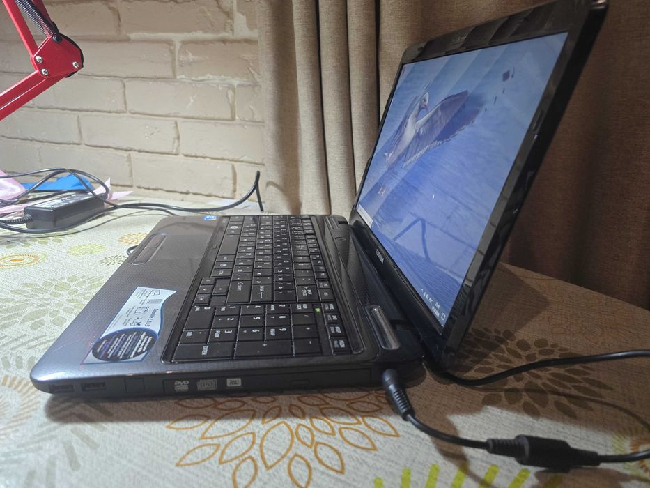 Ноутбук Toshiba Satellite L655