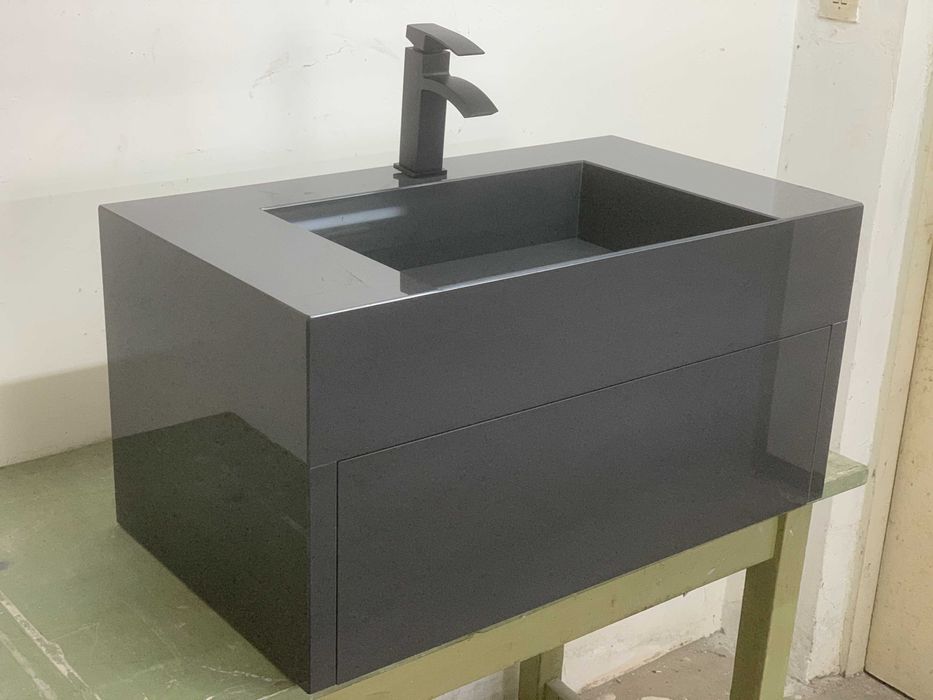 Бутиков умивалник мивка с шкаф за баня