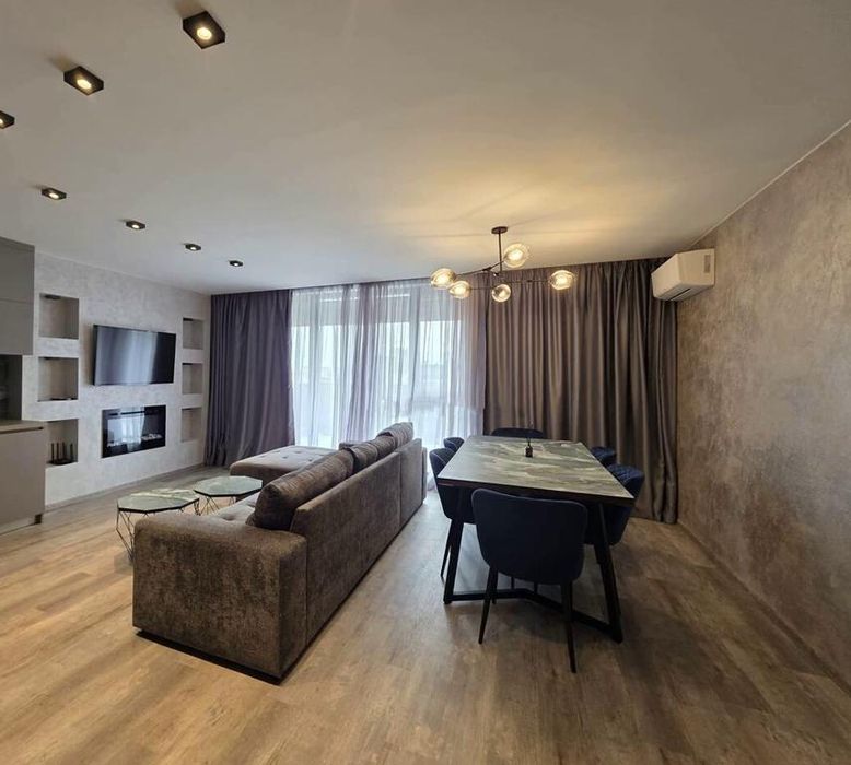 Дава се под наем Многостаен апартамент в Пловдив, Христо Смирненски - 180 кв.м за 1400 € - Снимка #2