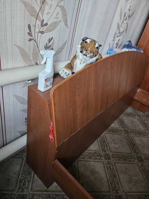 Продам кровать бу