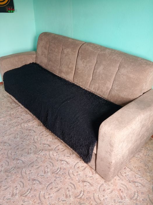 Продам диван в отличном состоянии.
