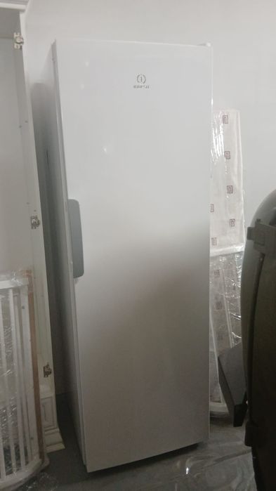 Продам морозильник