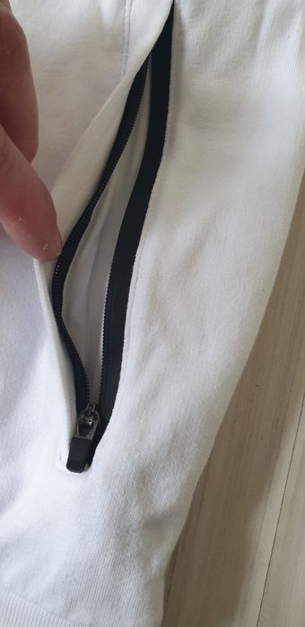 Emporio Armani EA7 Premium Shield Knit Jacket  S / M  ОРИГИНАЛ! Мъжко