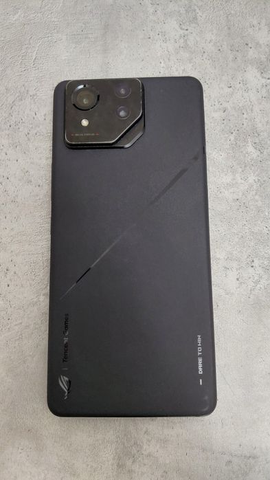 Asus rog phone 8 pro