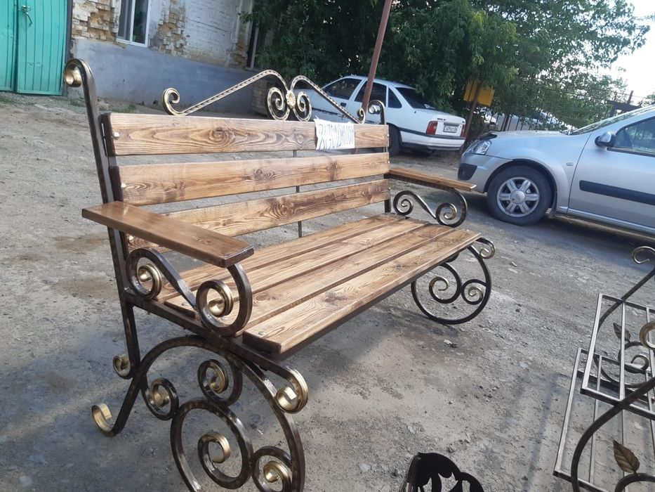 Качели и скамейки