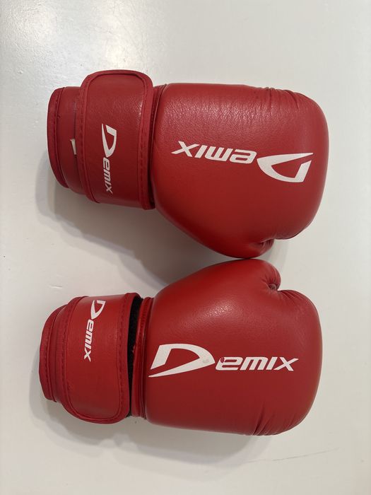 Продам Боксерский перчатки