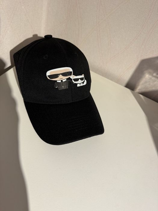 Луксозни маркови шапки Karl Lagerfeld, DKNY, Liu Jo, US Polo Assn