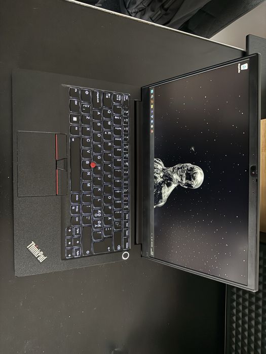 Thinkpad E14 gen 3 Ram 16 GB Ryzen 5500u SSD 240 GB