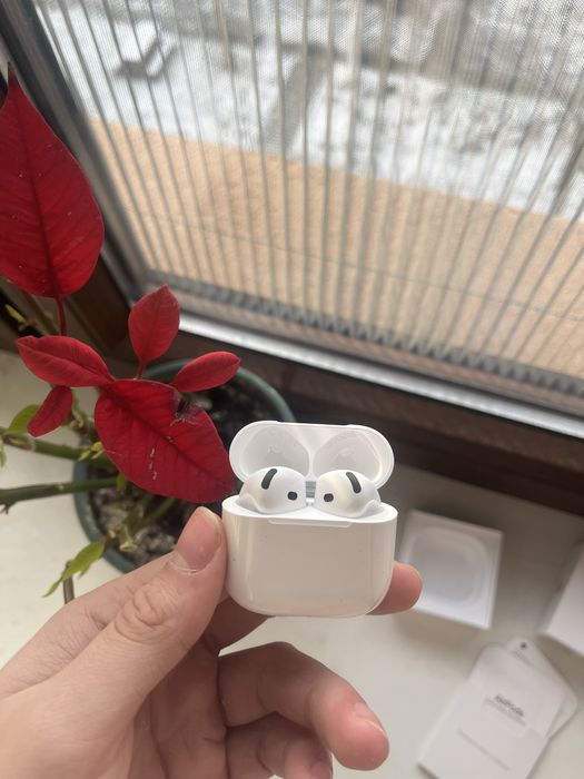 Airpods 4 active noice cancelig