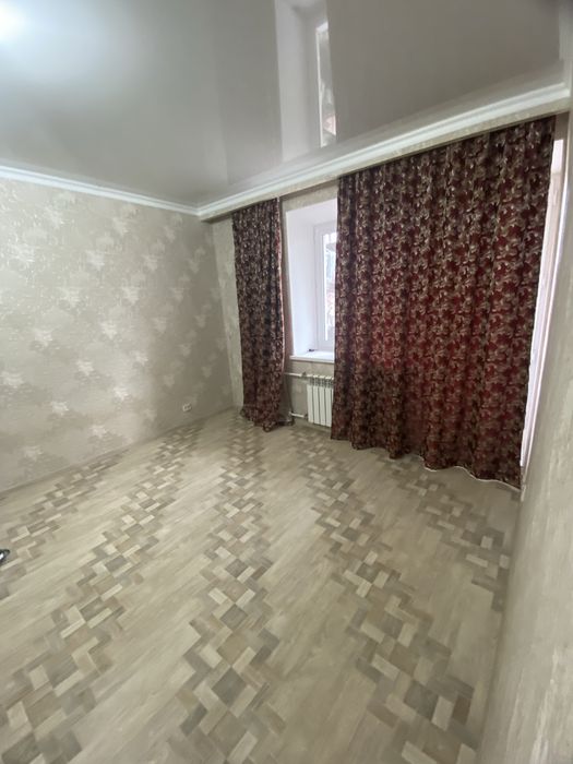 Продам 2 комн кв в 11 мкр