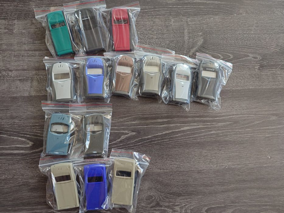 Чисто нови панели за стари телефони