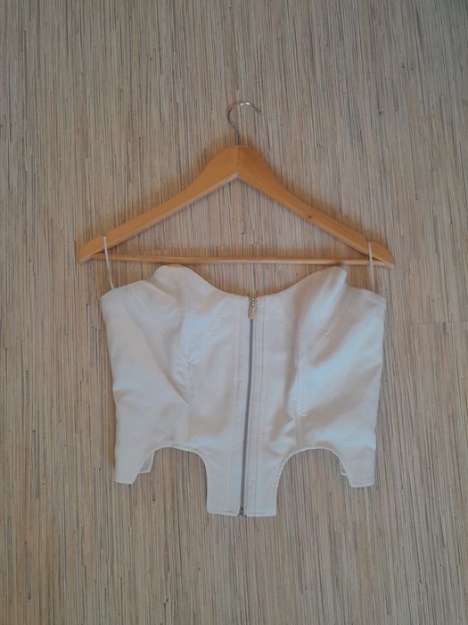 Bershka бял топ с цип