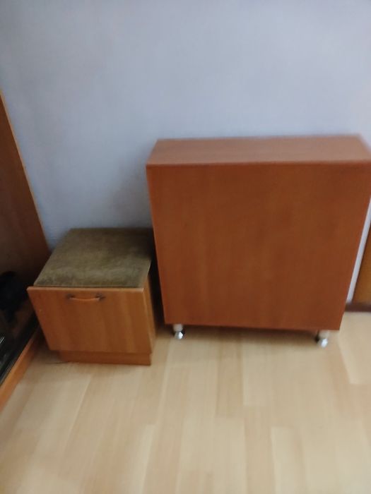 Продаю бу мебели.