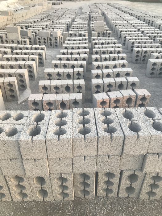 Шлакоблок строительный