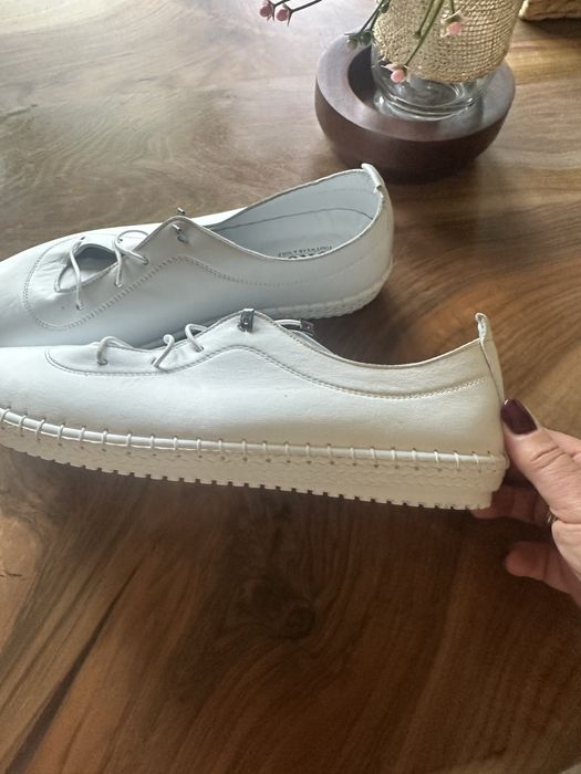 Мъжки обувки тип мокасини от естествена кожа