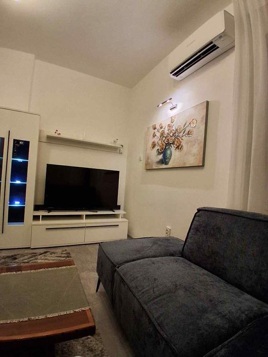 Дава се под наем Мезонет в София, Център - 70 кв.м за 697.17 € - Снимка #1