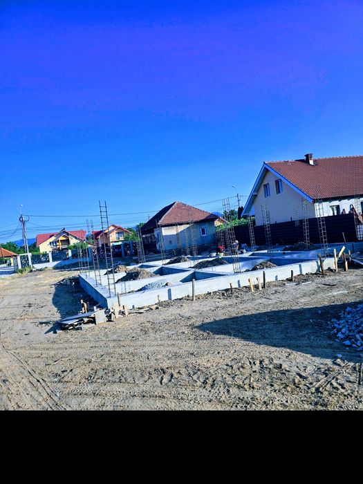 Lucrări construcții!! Case la rosu și cheie!!