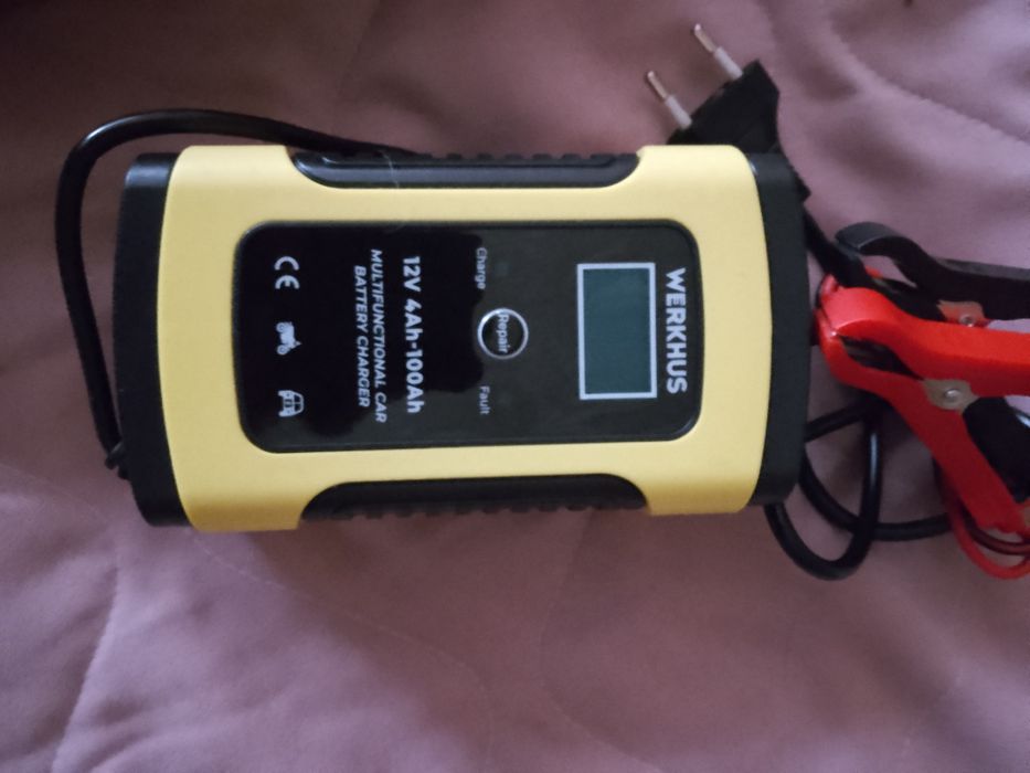 Смарт  устройство за акумулатор