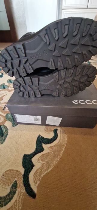 Ботинки ECCO черный