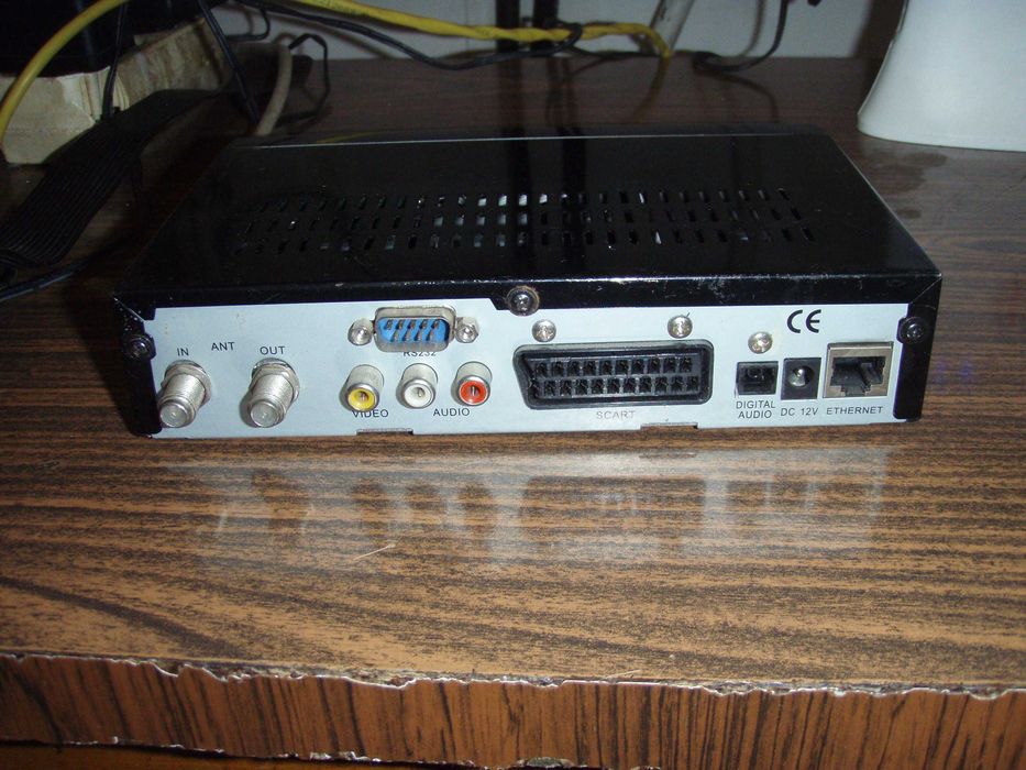 Receptor satelit SD (fara HDMI) Echosmart (asemanator Dreambox DM500s)