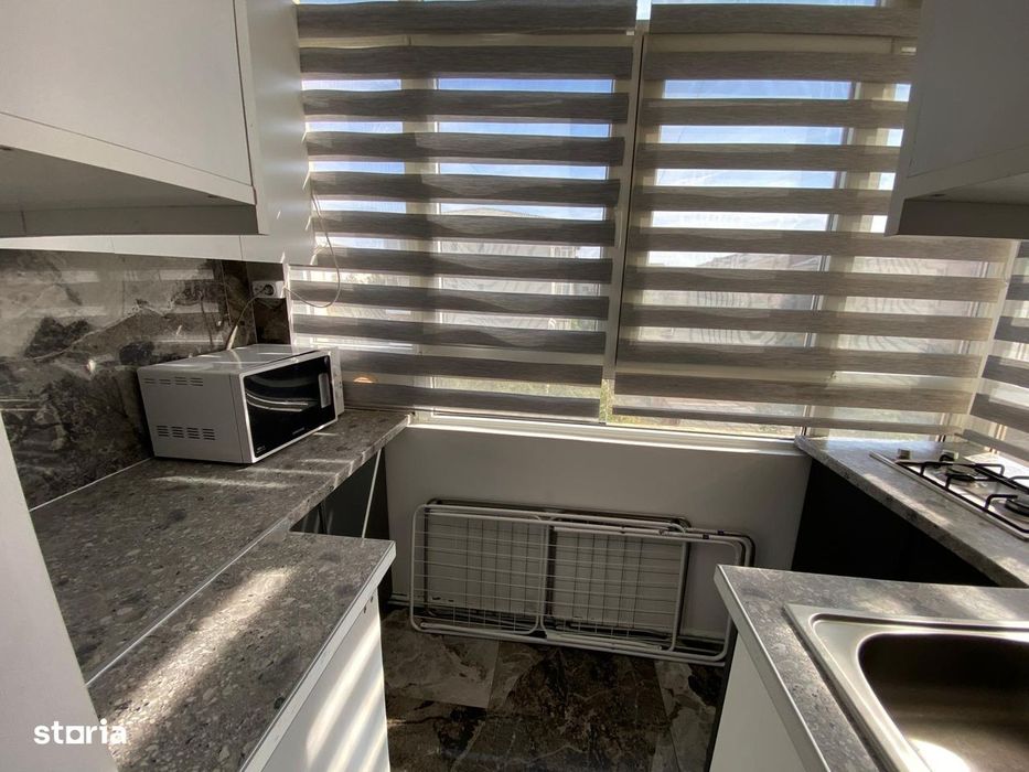 Apartament Centru, Modern, 3 Camere, Targoviste - 420 Euro