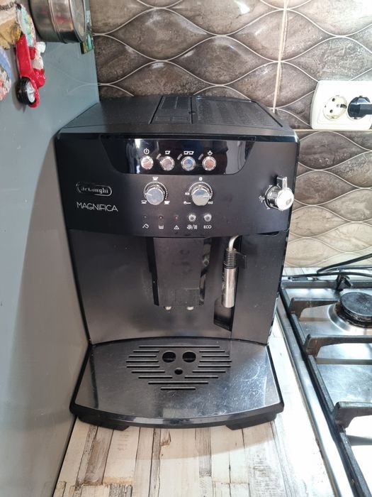Delonghi Magnifica Saeco OfficeUp