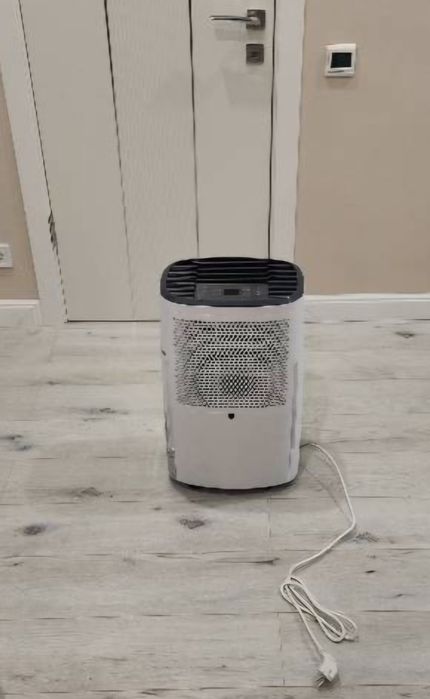 Продам осушитель воздуха.