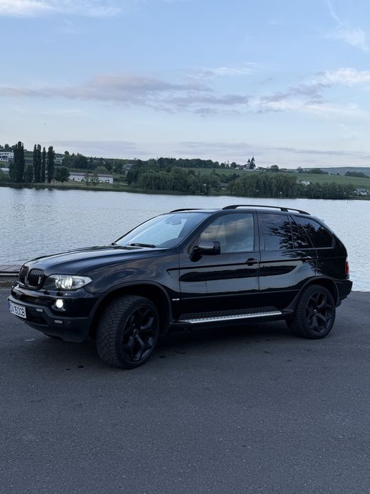 Spre Vânzare sau schimb cu Touareg 3.0 pe arcuri Bmw X5 E53 2006