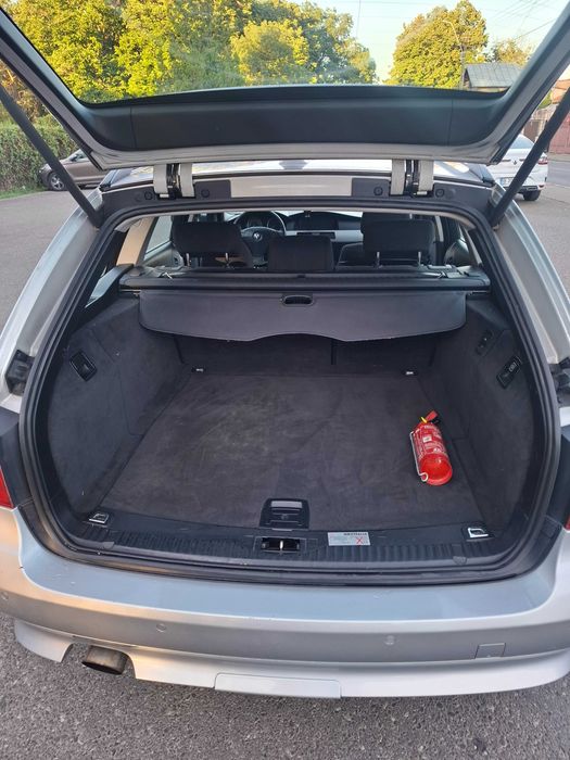 Vand BMW 520D - E61 Anul 2006