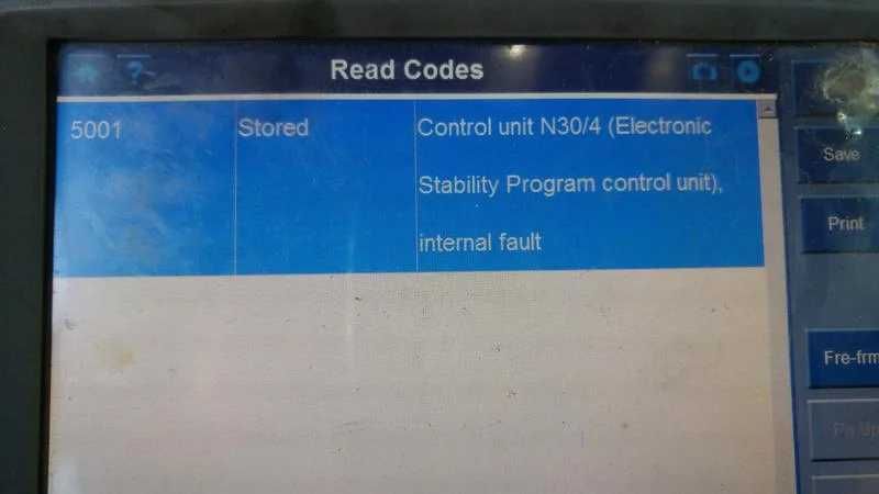 Mercedes W204/X204 грешка 5001 ремонт на ABS/ESP модул