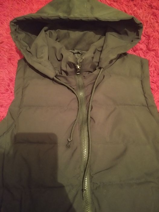 Продам жилетку балонь