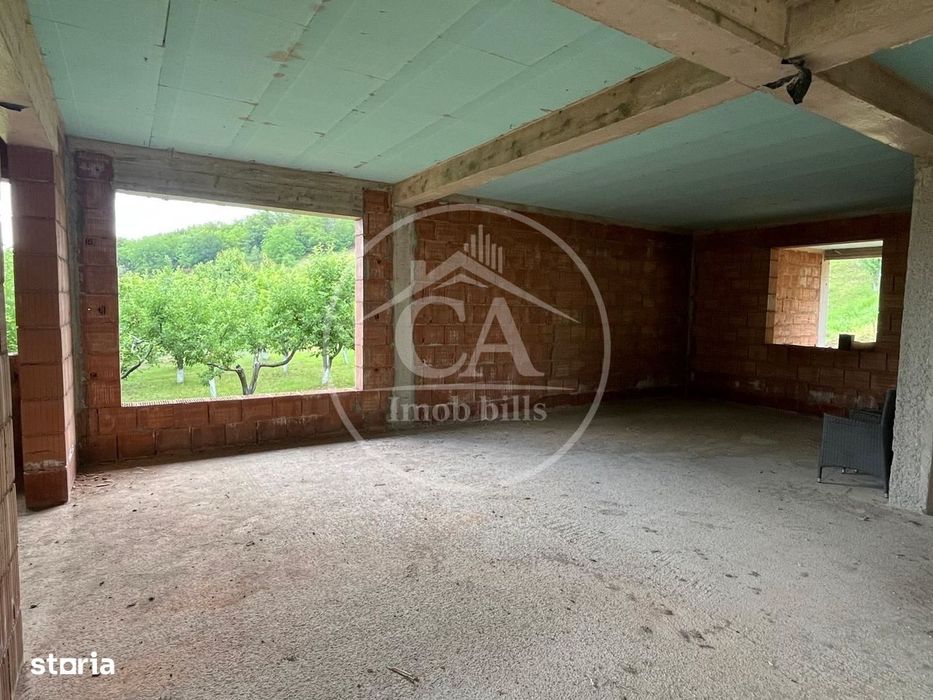 Casă cu 4 camere de vânzare în Hidișelul de Sus, Bihor