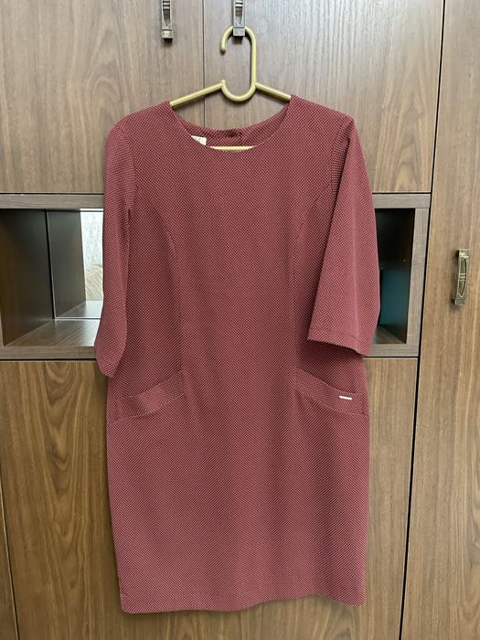 Продам платья по 5000 тг каждое