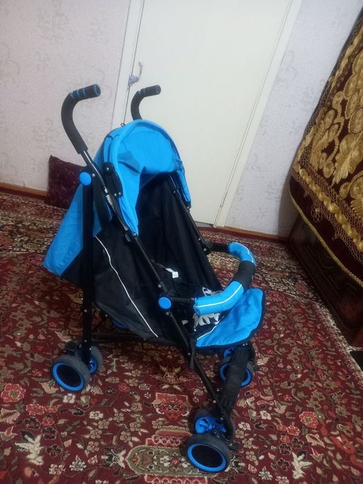 Detskiy kalyaskalar va kravatchalar bor