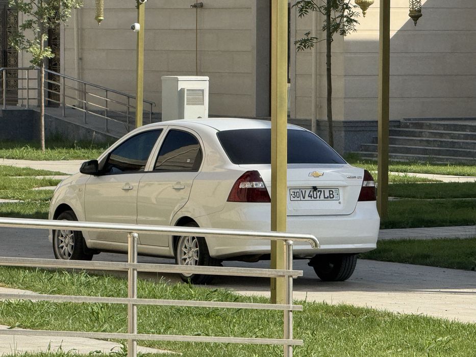 Nexia 3 71 ming probeg avtomat 8.500$