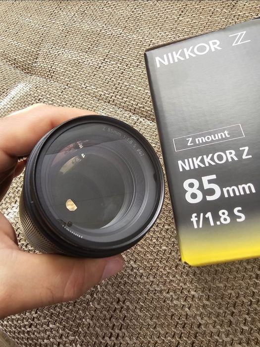 Vand obiectiv Nikkor 85mm f1.8 S