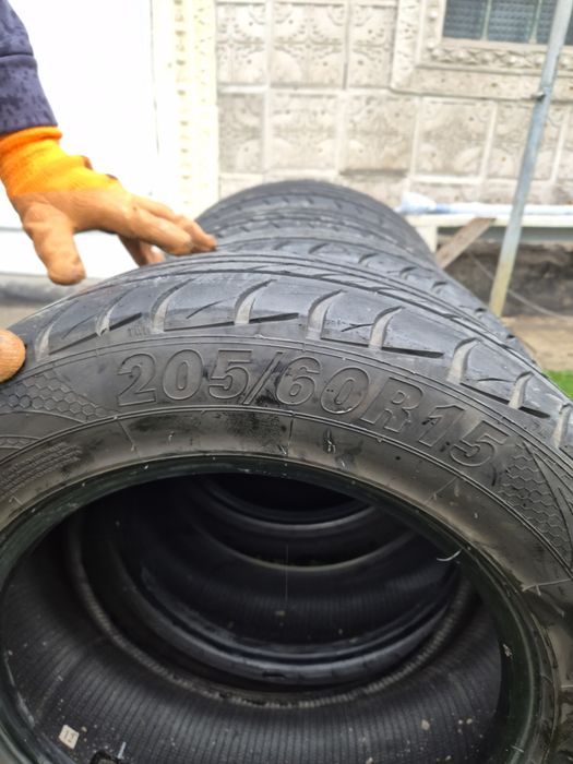 Автошины Rossava