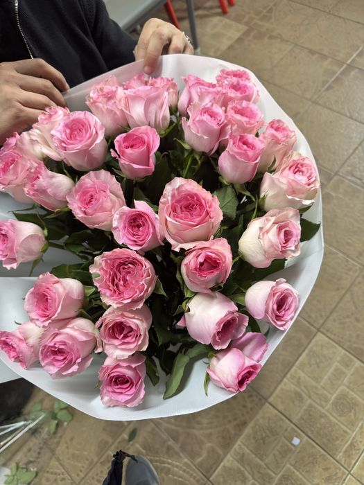 Цветы оптом Розы