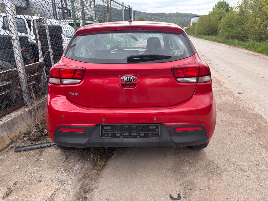 Kia Rio на части