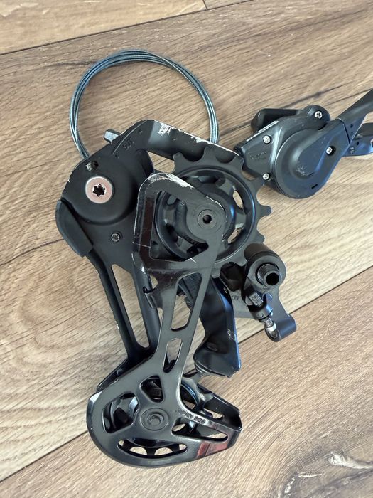 Команда и дерайльор Shimano Xt-11S