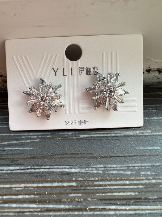 Accesoriu Par  + Cercei mireasa sau cununie civilă