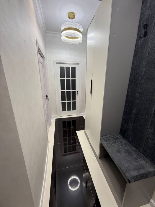 Продается 3х комнатная квартира новостройка кирпич Махтумкули Макро