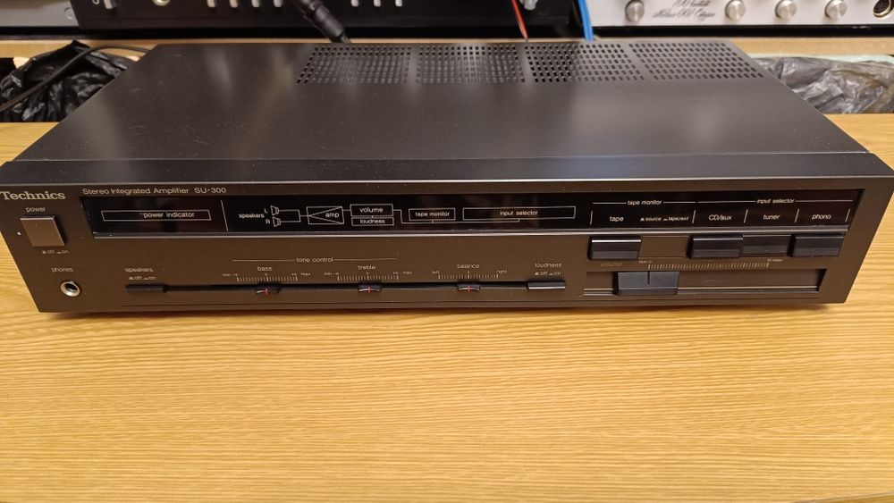 Усилитель Technics SU-300