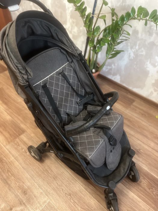 Продам коляску M-Star