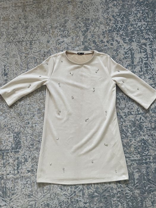 Платье со стразами, размер Л