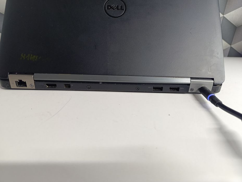 Dell 7270 impecabil cu procesor i7 6600